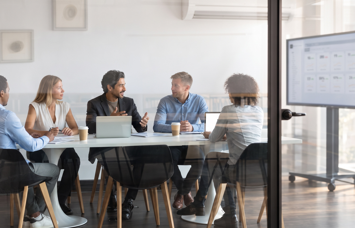 Science-backed approach to interactive B2B buyer engagement and understanding complex products.